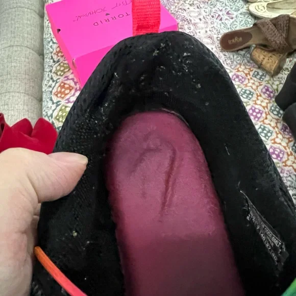 Skecher Sport Memory Foam Black and Rainbow Shoes Size - Picture 3 of 5